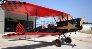 Biplan leger STAMP SV4-RS aerodrome Cuers