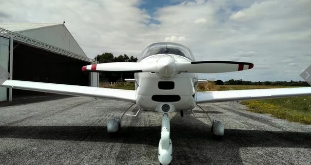 Avion TECNAM à Revel – vol en famille
