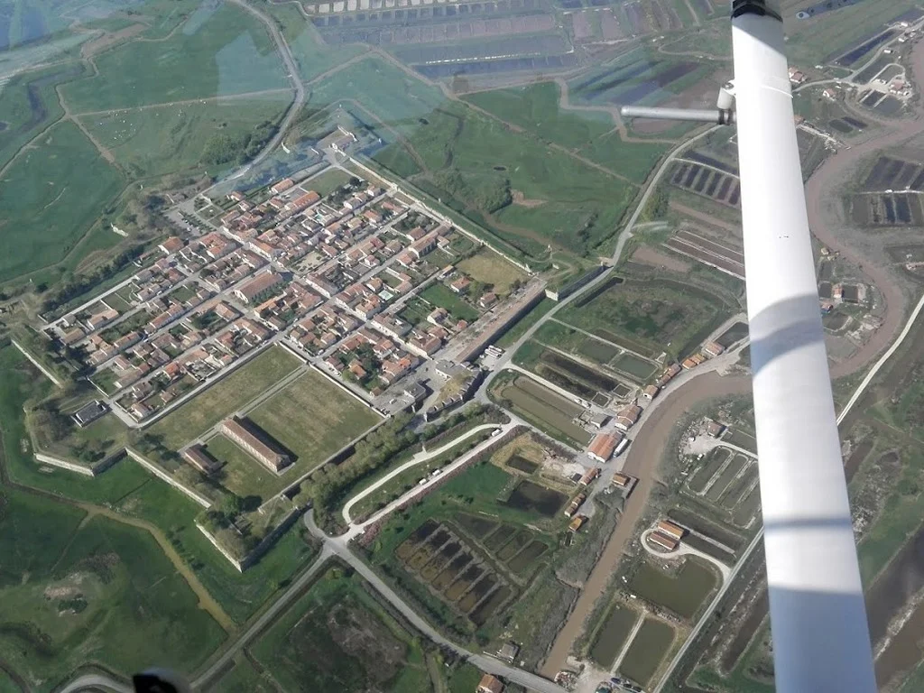  Base Ulm de Corme-Ecluse  brouage