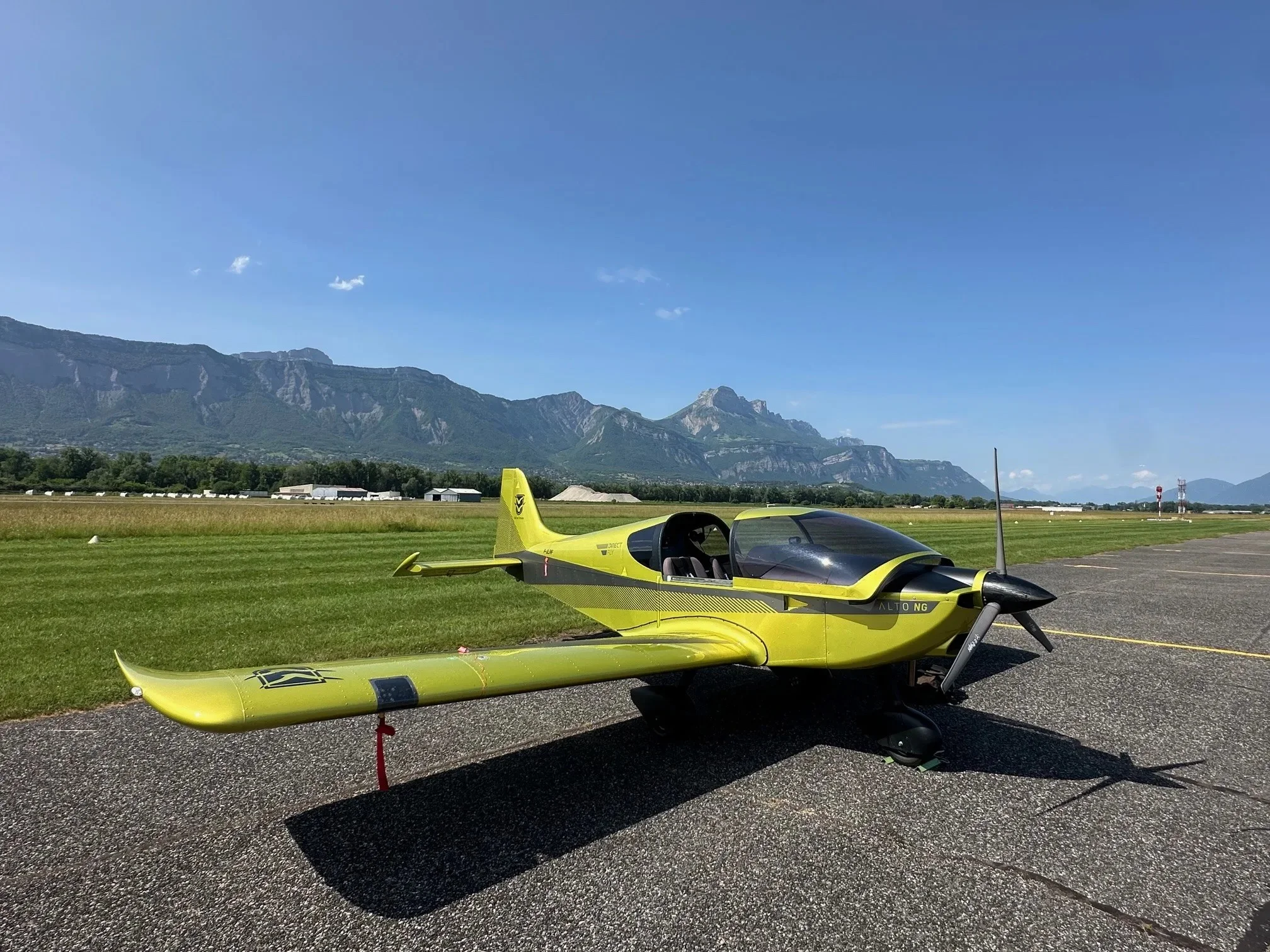  Aérodrome de Cergy Pontoise alto