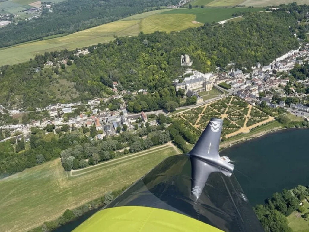  Aérodrome de Cergy Pontoise roche-guyon