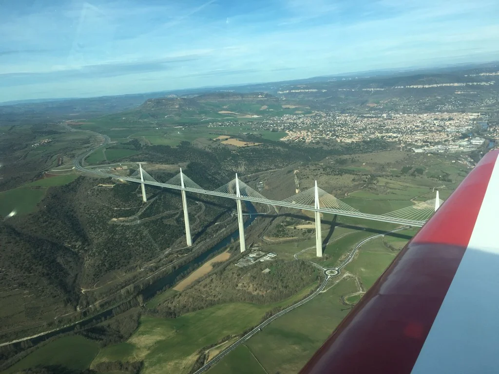  Aérodrome Nogaro millau-en-avion