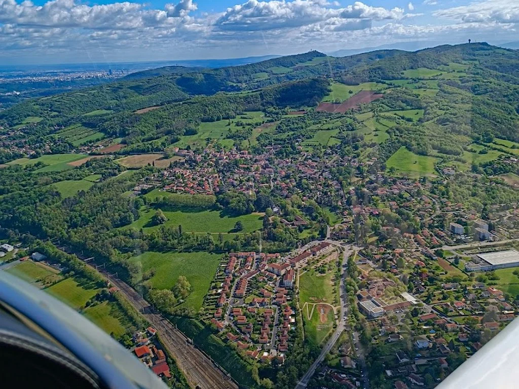  Aérodrome Frontenas Villefranche/Tarare vue du ciel 1