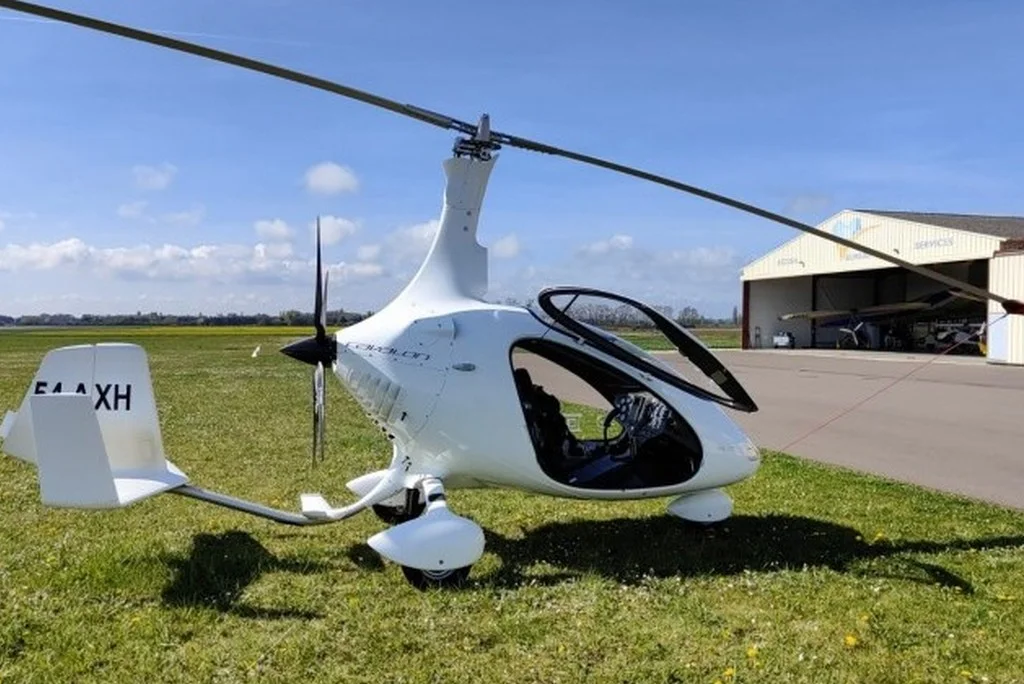 Aérodrome de Nîmes Courbessac  gyrocoptere CAVALON