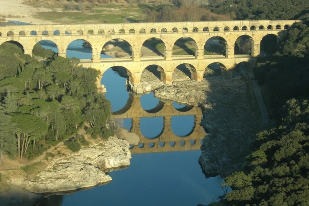  Aérodrome de Nîmes Courbessac  pont du gard 