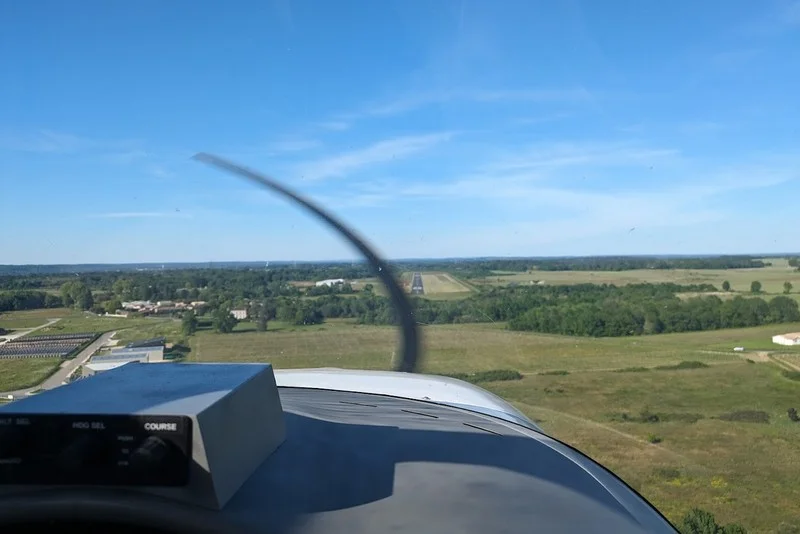 Aérodrome de Libourne - Artigues-de-Lussac piste atterissage