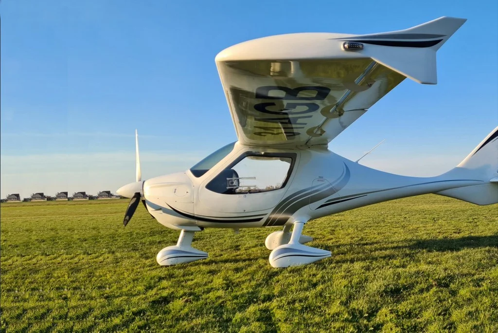  Aérodrome de Toulouse-Lasbordes 1