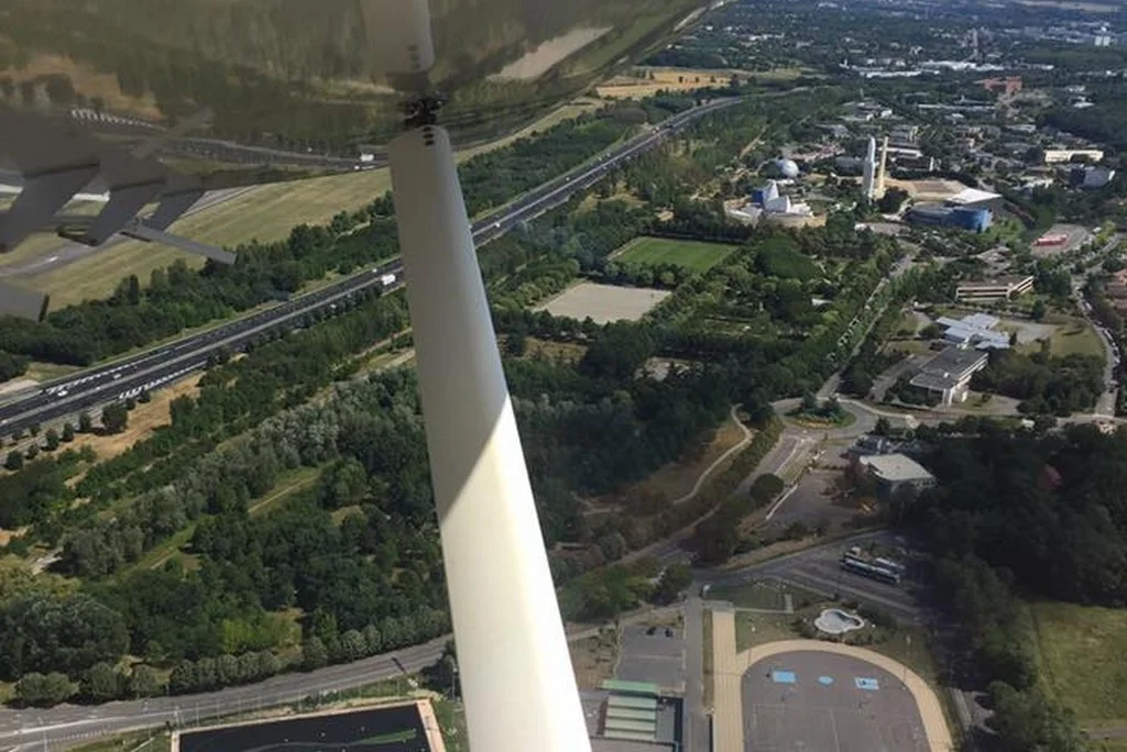  Aérodrome de Toulouse-Lasbordes 71-5