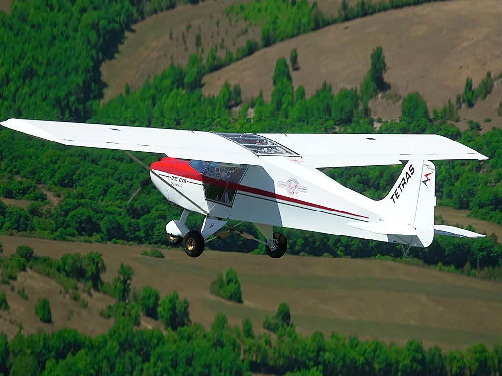  Aérodrome de Figeac Livernon  tetras